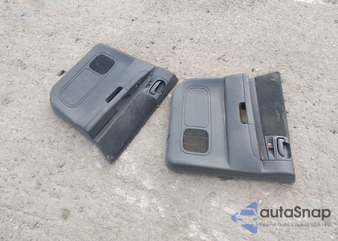 2002 Dodge Dakota Slt z USA, uszkodzony, nr VIN 1B7HG48N22S539216